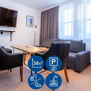 Apartahotel -, Varsovia